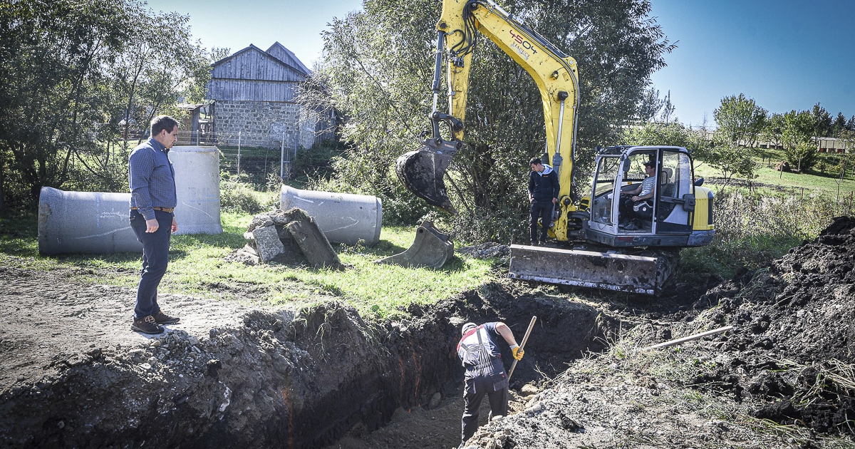 Tél előtt befejezik az alapozást